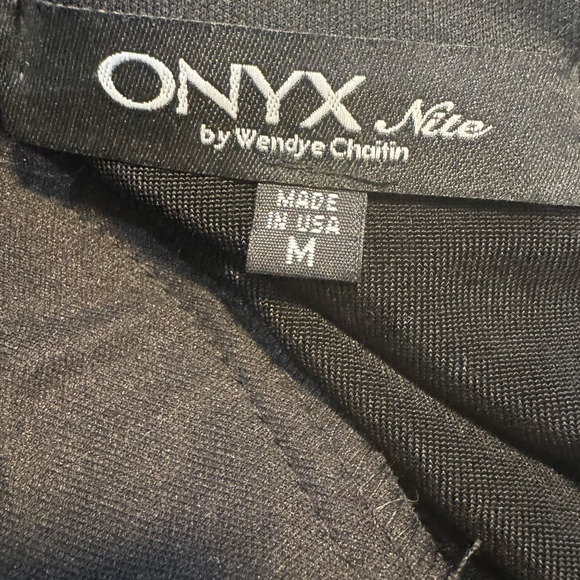 NWT ONYX Nite $69 2 Piece Set Black W Floral Detail Glitter Size M - Picture 7 of 9